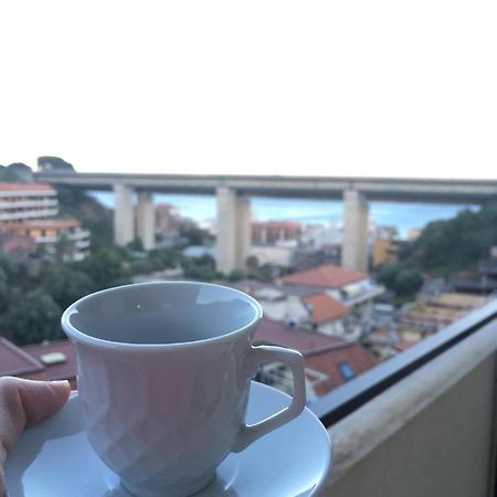 דירות לטויאני Casa Vacanze, A Due Passi Da Taormina מראה חיצוני תמונה